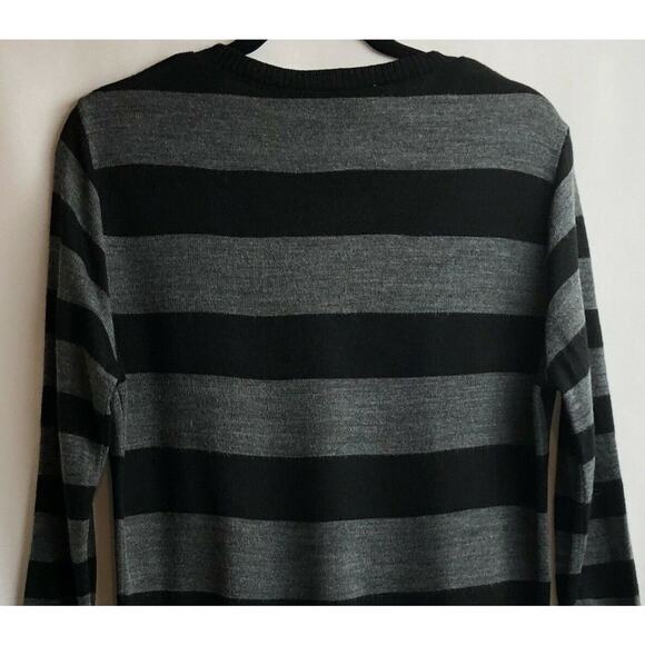 CC Collection Sweater Women Size XL Black Gray Striped V Neck Pullover Workwear - Picture 6 of 11